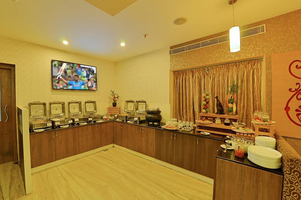 Hotel Gokulam Park Chennai Exterior foto