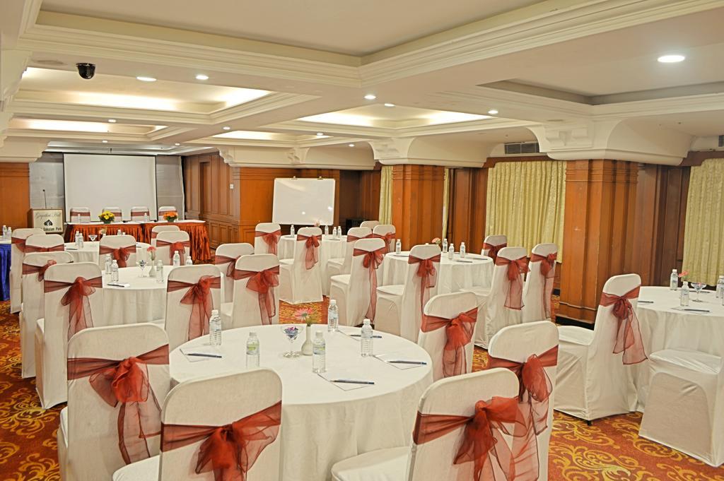 Hotel Gokulam Park Chennai Exterior foto