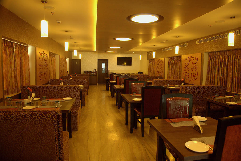 Hotel Gokulam Park Chennai Exterior foto